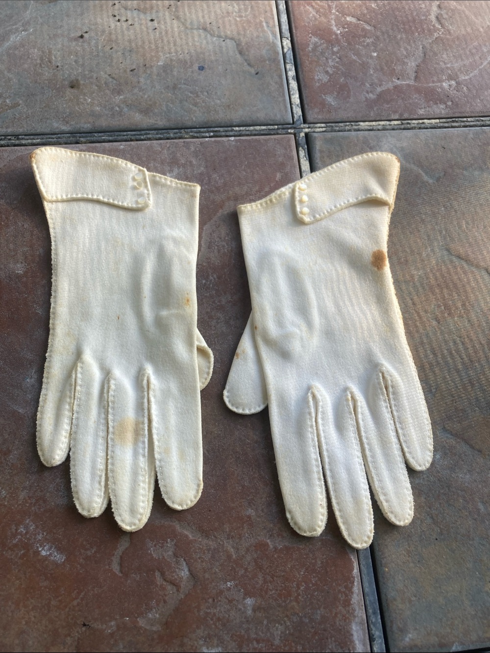 Vintage Wool Felt Cream Ladies Gloves